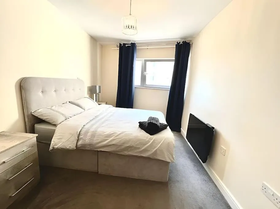 דירה Cardiff City Centre Retreat